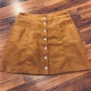 H&M Suede Tan button up skirt-size 8 runs small